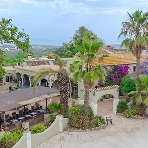 https://finca-la-mota.1costadelsol.com